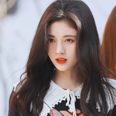 真相背后：虚假新闻与信息的代价