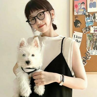 闪婚后，成了满级大佬的心尖宠