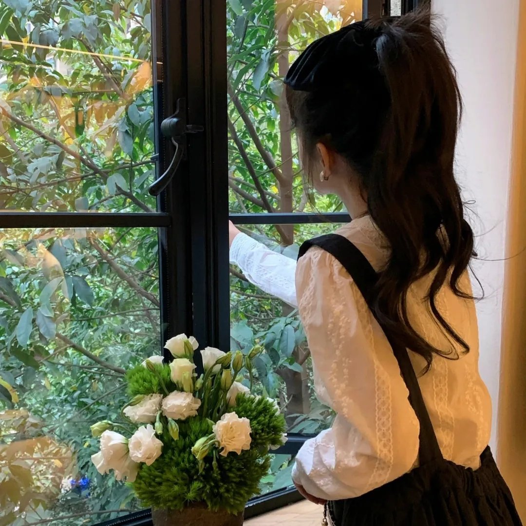 大小姐驾到，她又争又抢